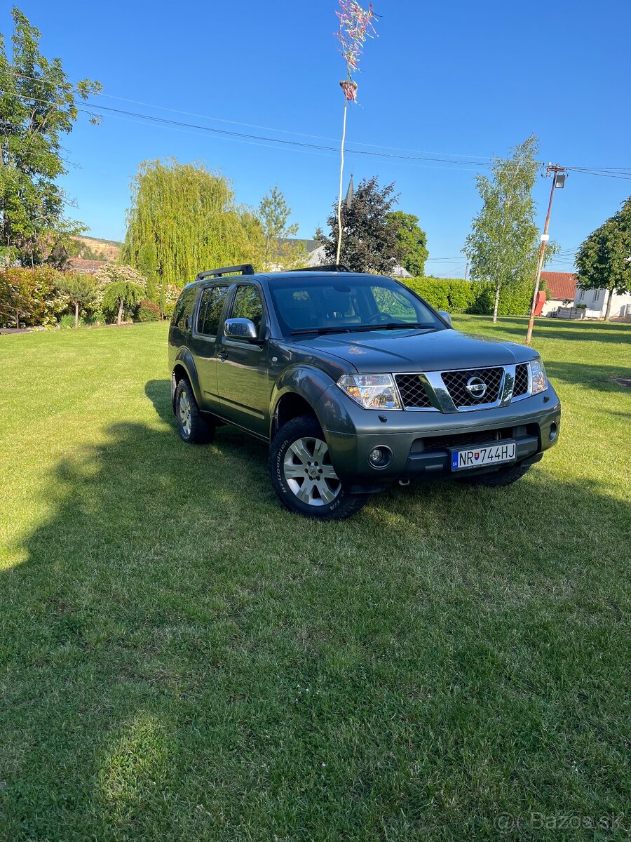 Nissan Pathfinder 2,5 DCi 4x4 126kW