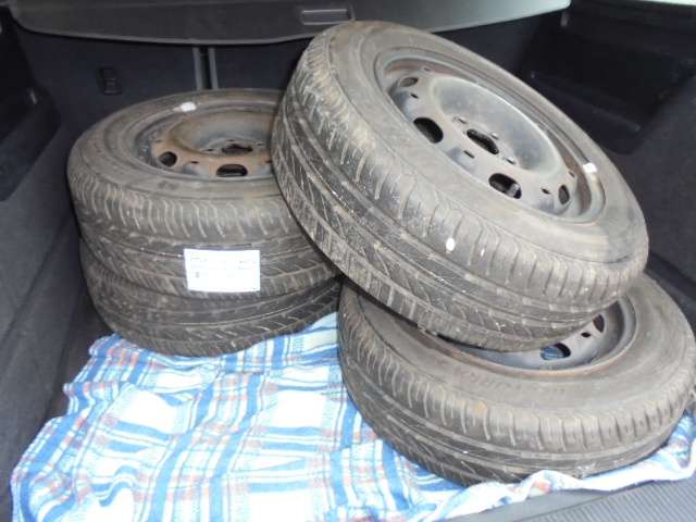 Disky Škoda + pneu 185/60 R14 letné č.17d
