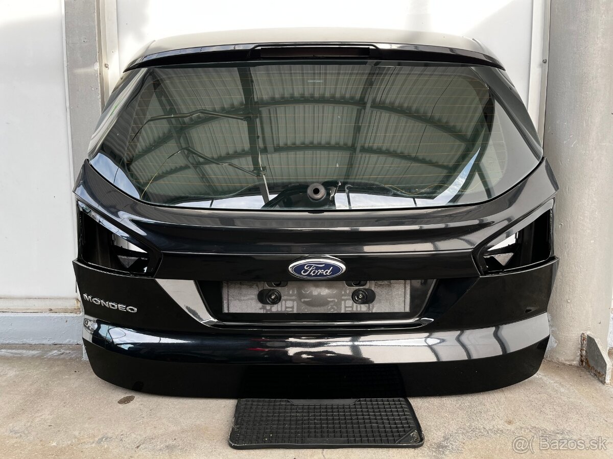 Ford Mondeo mk4 facelift zadná kapota
