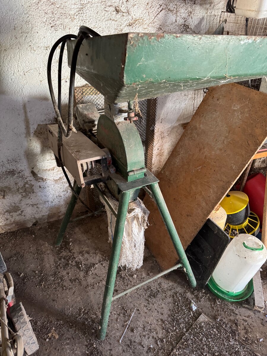 Kladivkový šrotovnik na 480V