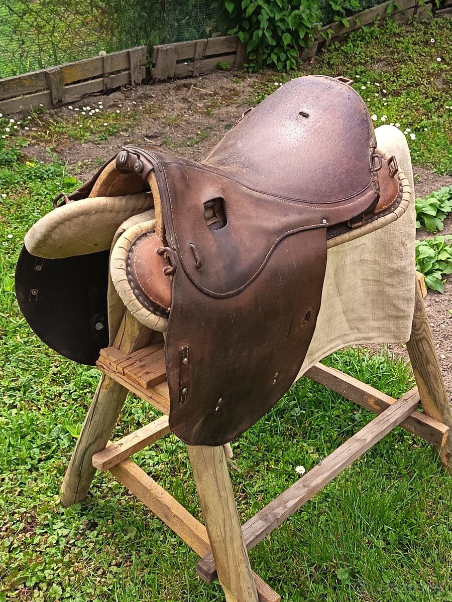 Predam vojenské sedlo