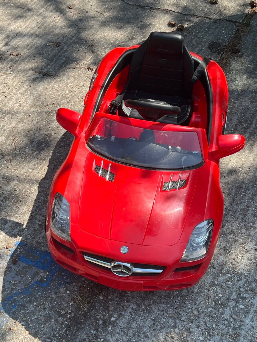 Predám elektrické autíčko Mercedes-Benz pre deti