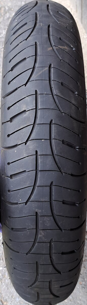 120/70 r17 Michelin Pilot Road 4