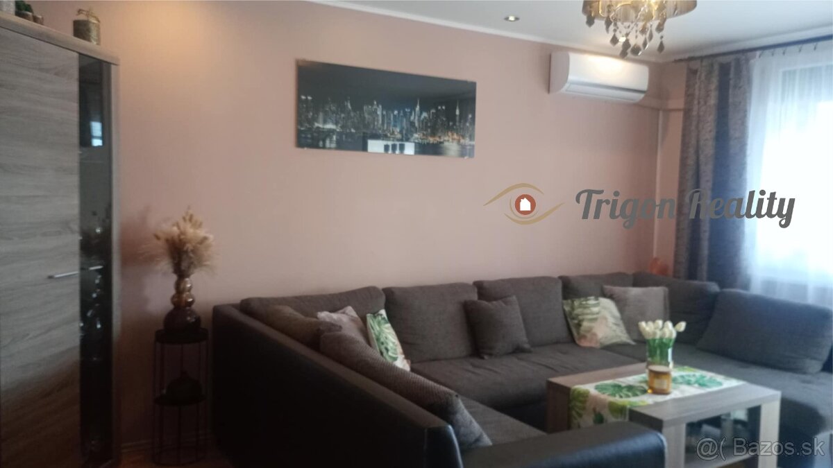 Kompletne rekonštruovaný 3 izbový byt VII. sídlisko, balkón