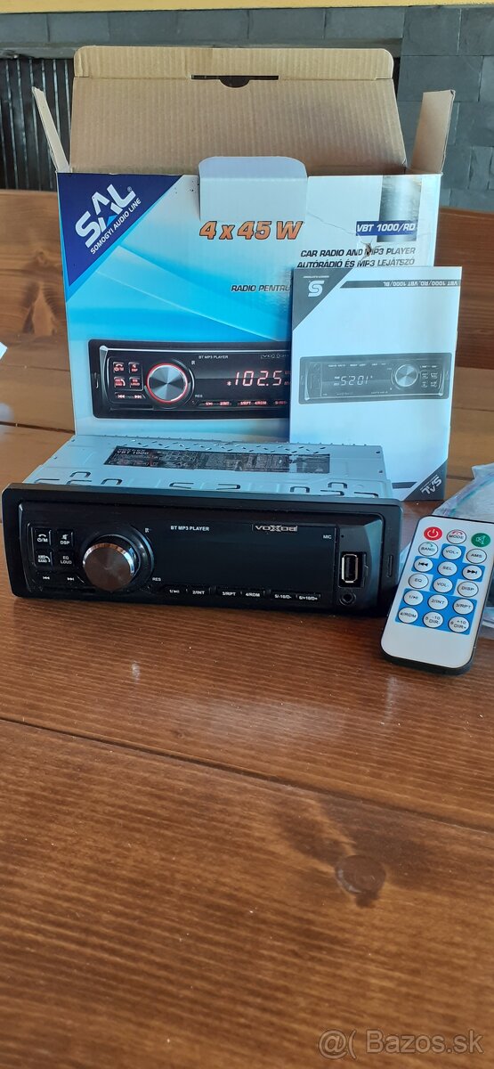 Predam nove autoradio s dialkovym ovlad.