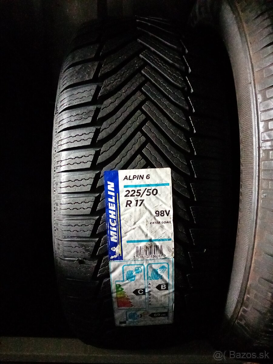 1x 225/50R17 Michelin Pilot Alpin 6