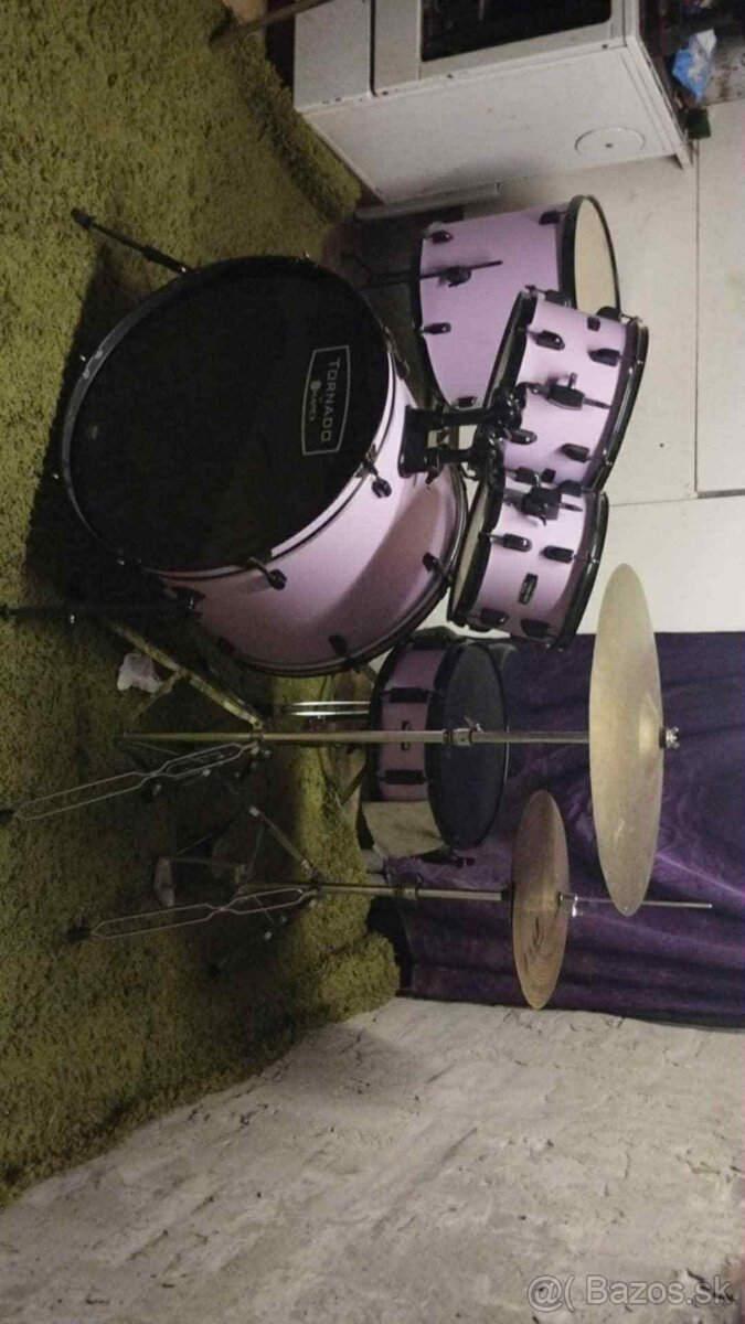 Tornado mapex