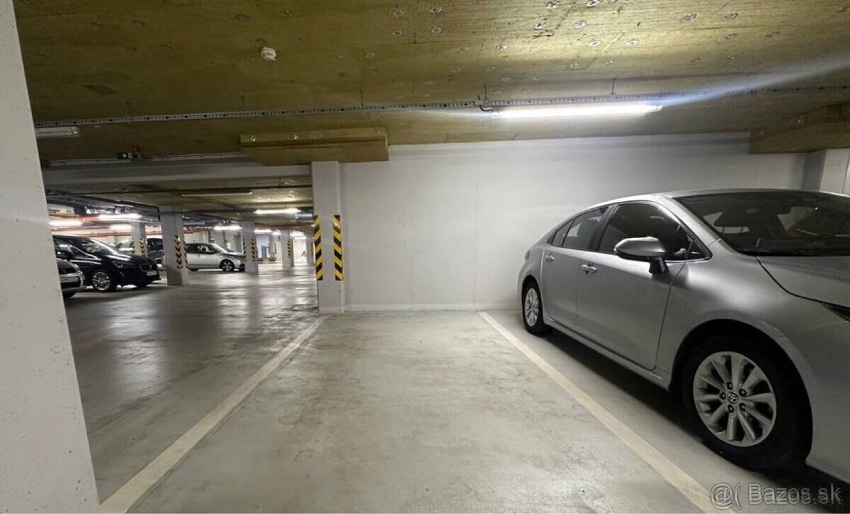 Prenajmem garážové státie – Jarabinková