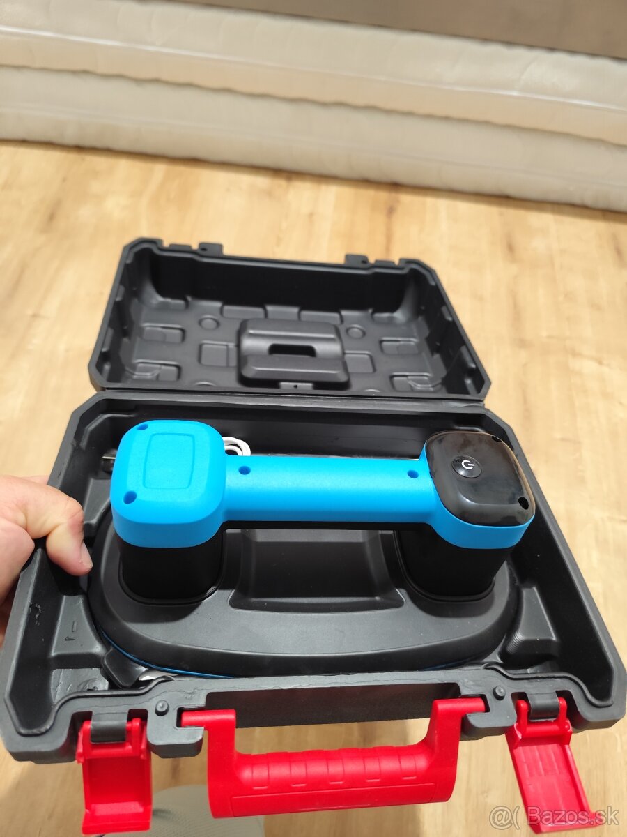 Prísavka na obklady a dlažby