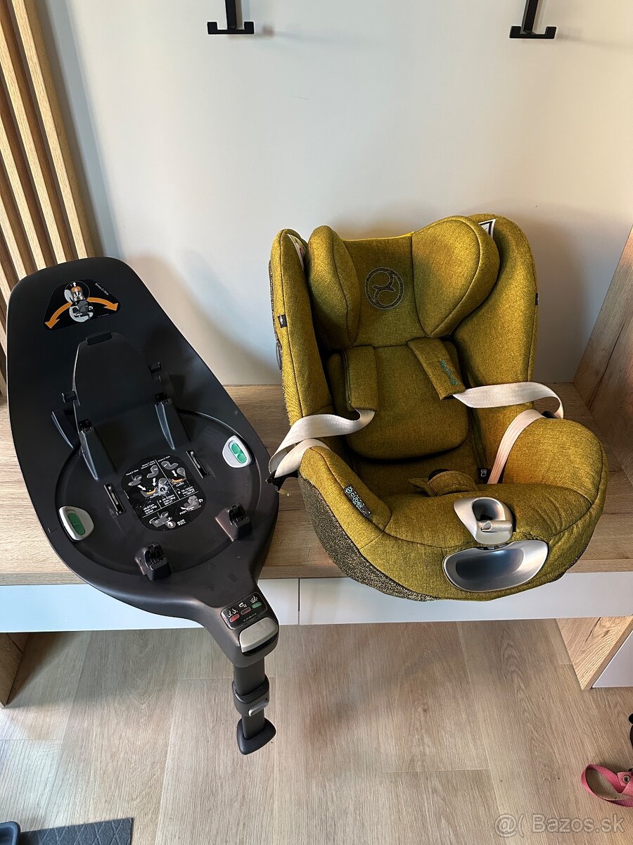 Autosedacka Cybex Sirona