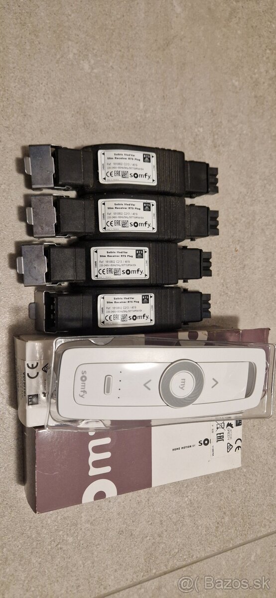 Somfy Soliris Slim + Somfy Situo 5 VAR RTS Pure II 20L