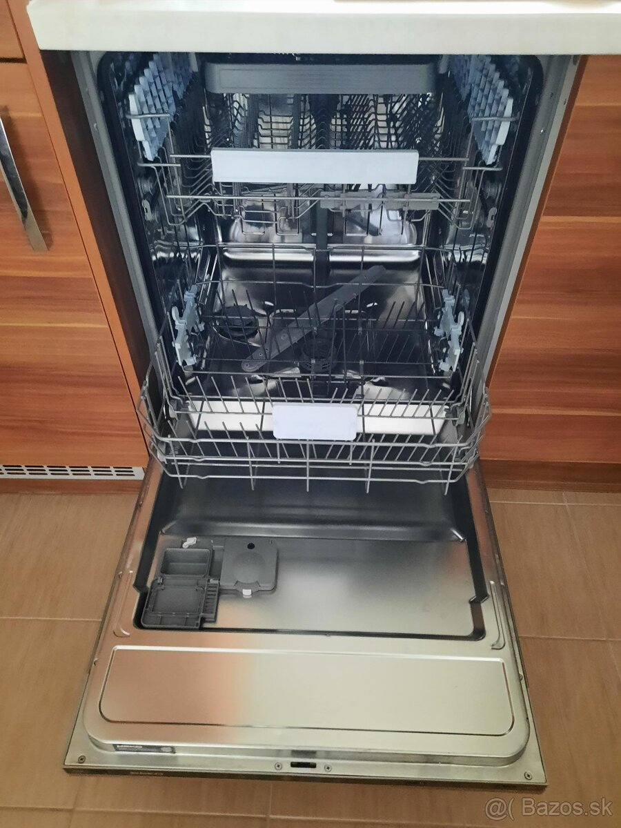 Predam umyvacku Beko DIN5833