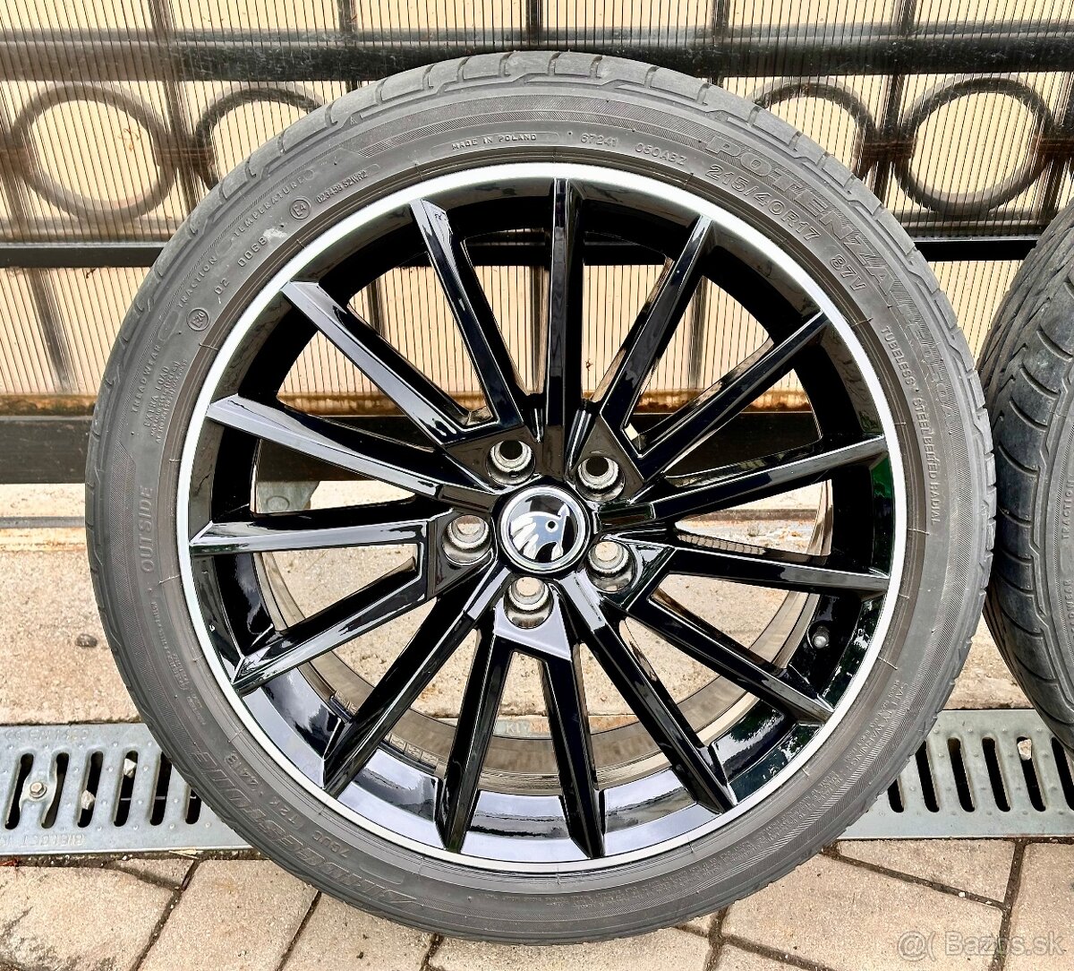 Škoda Monte Carlo 5x100 r17 215/40 r17