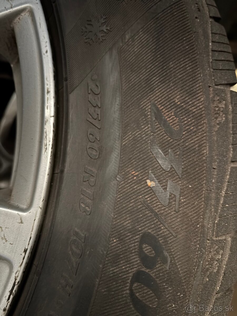 235/60R18 zimné