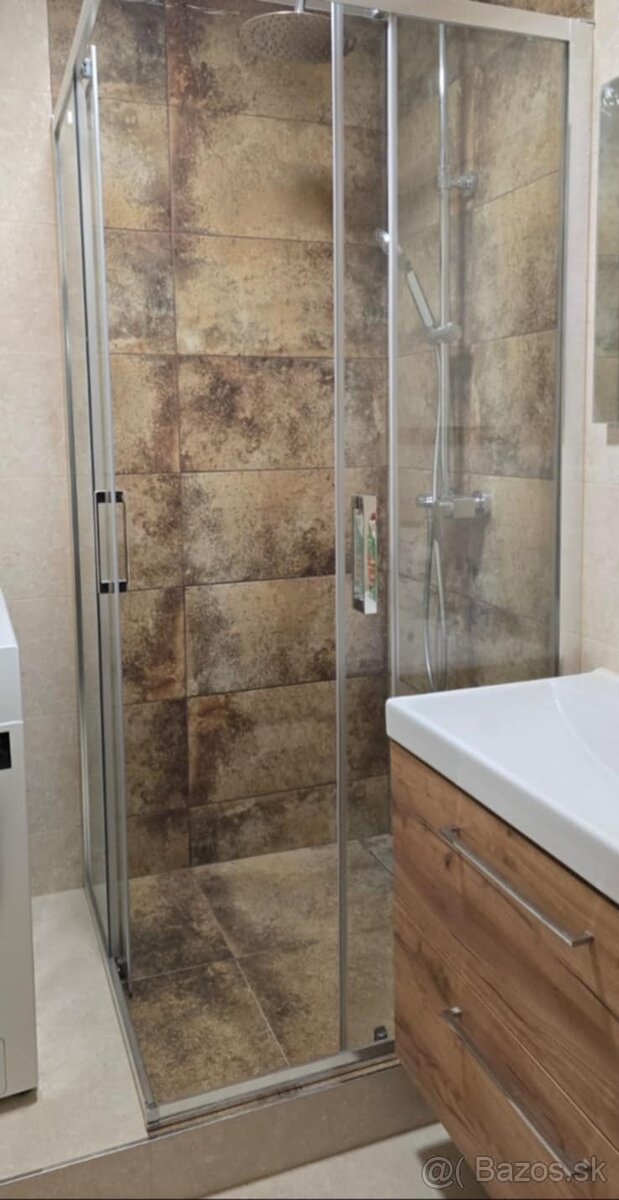 Rekonstrukcie a stavebne prace