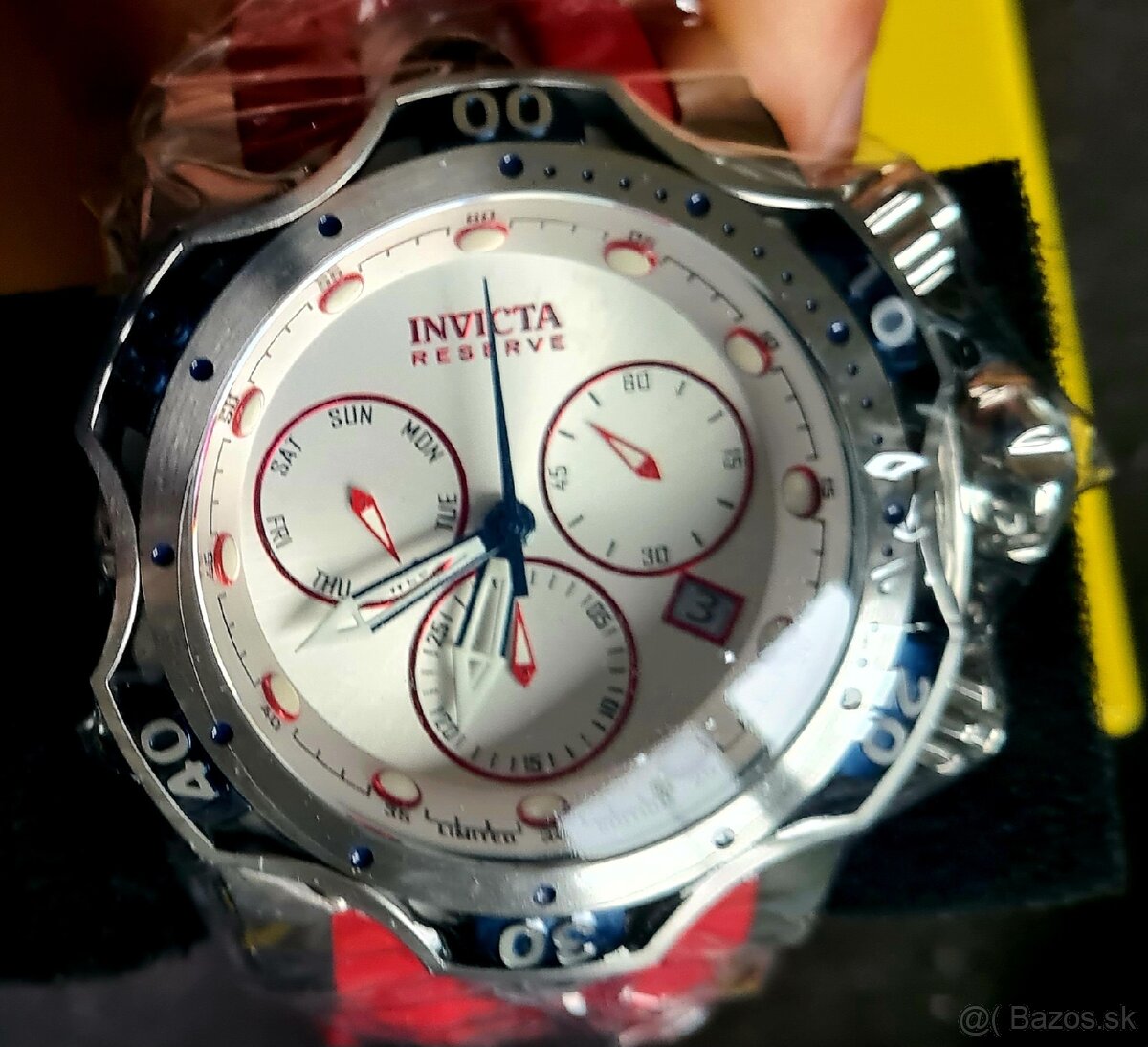 INVICTA RESERVE VENOM