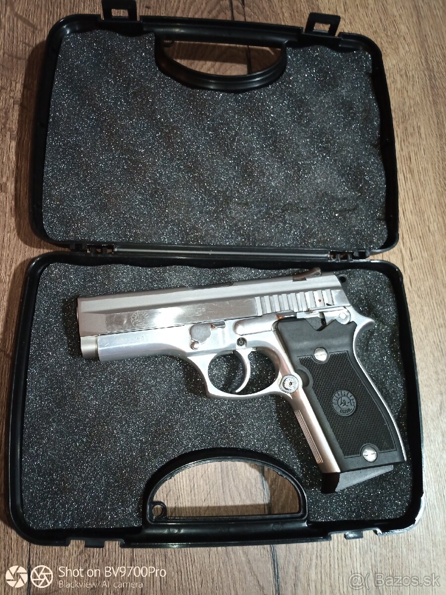 Taurus PT 908
