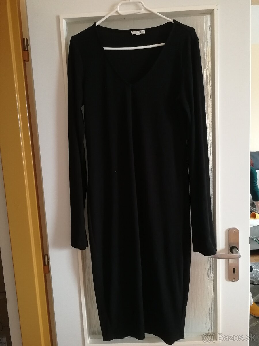Čierne úpletové šaty, veľkosť XL