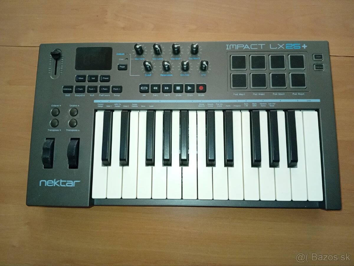 Nektar Impact LX25 Plus MIDI kontroler