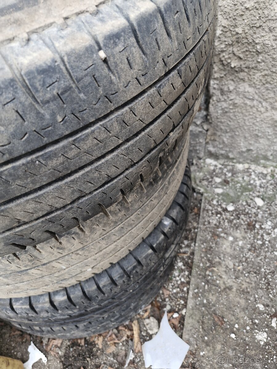 215/70 r15 gumy letne