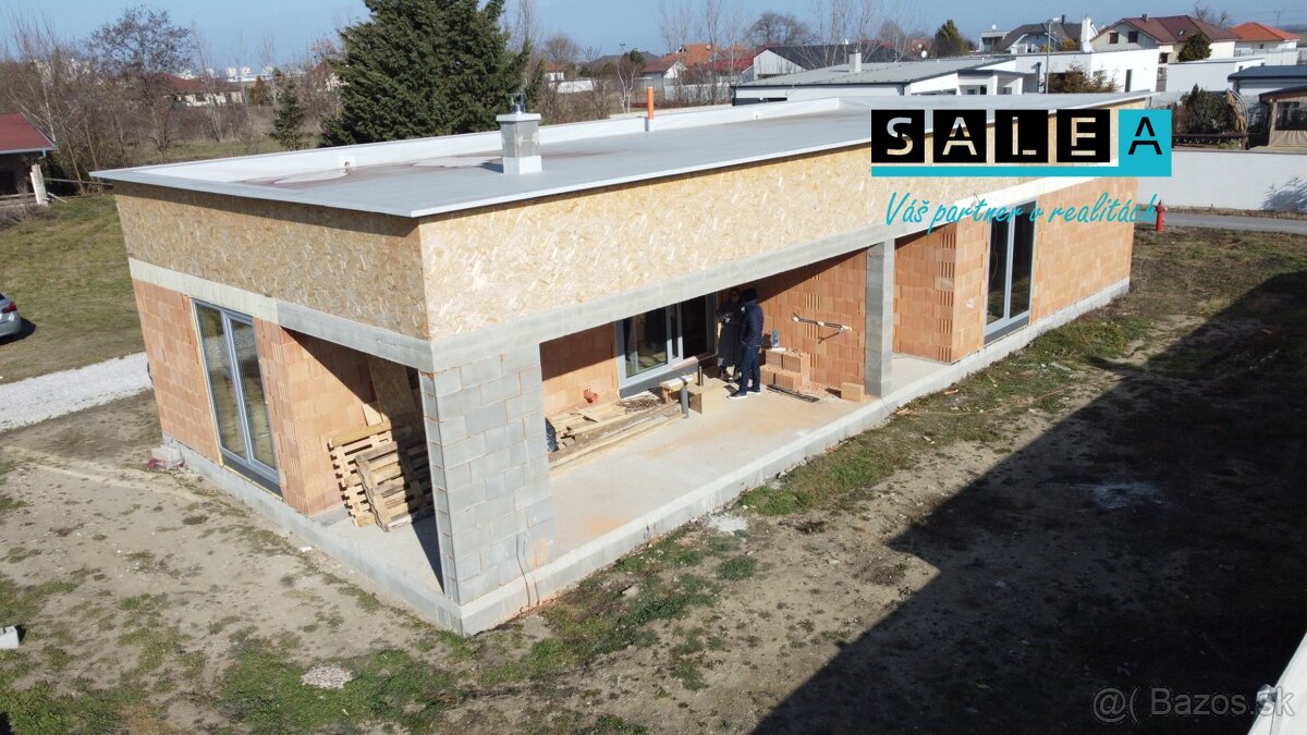 Štýlová novostavba v Matúškove – dokončená do štádia skolaud