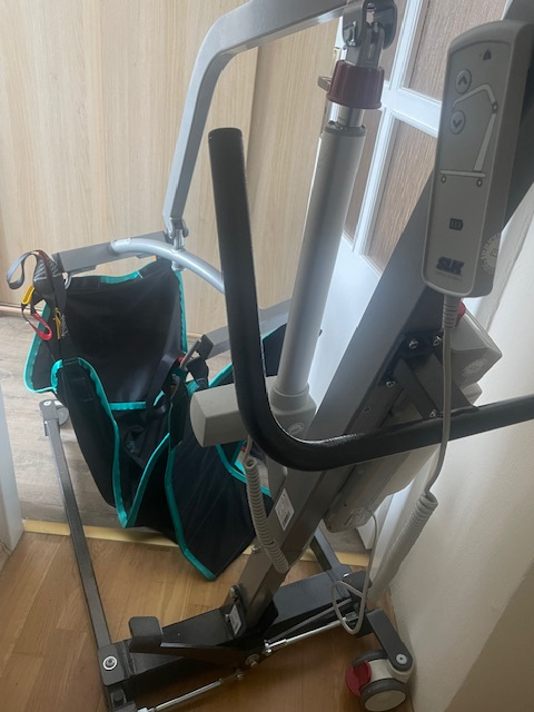 elektrický zdvihák pre imobilných