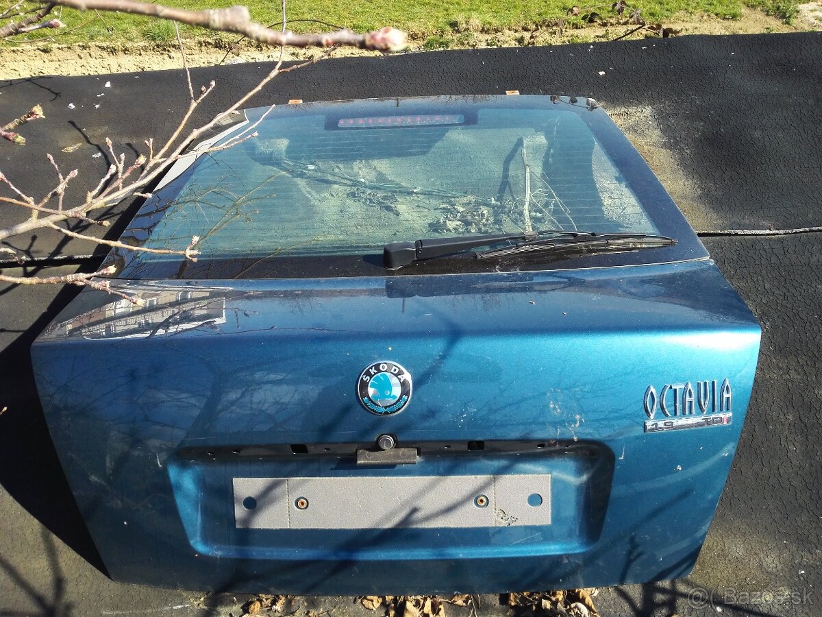 Škoda Octavia I 2004 Zadná kapota+dvere