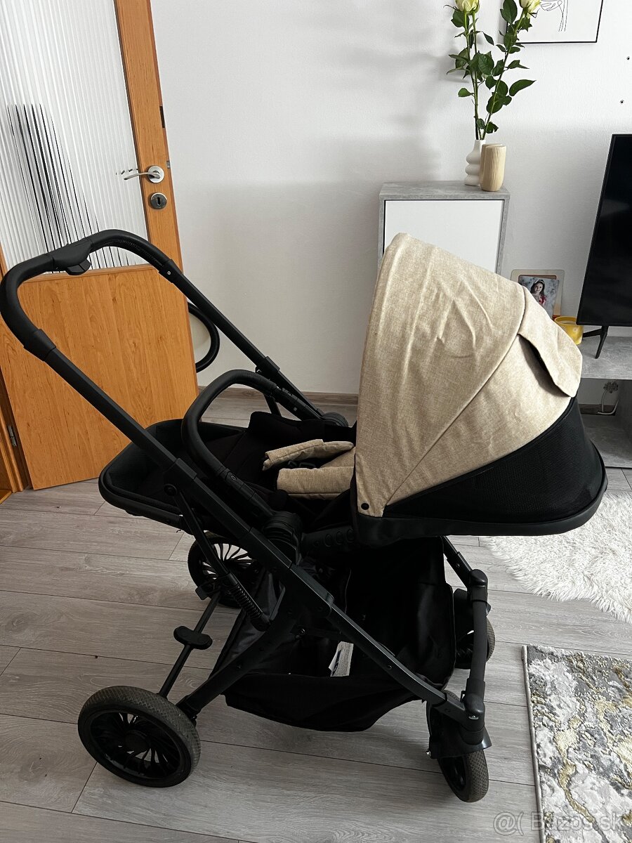 Aga Športový kočík Čierno/Béžový