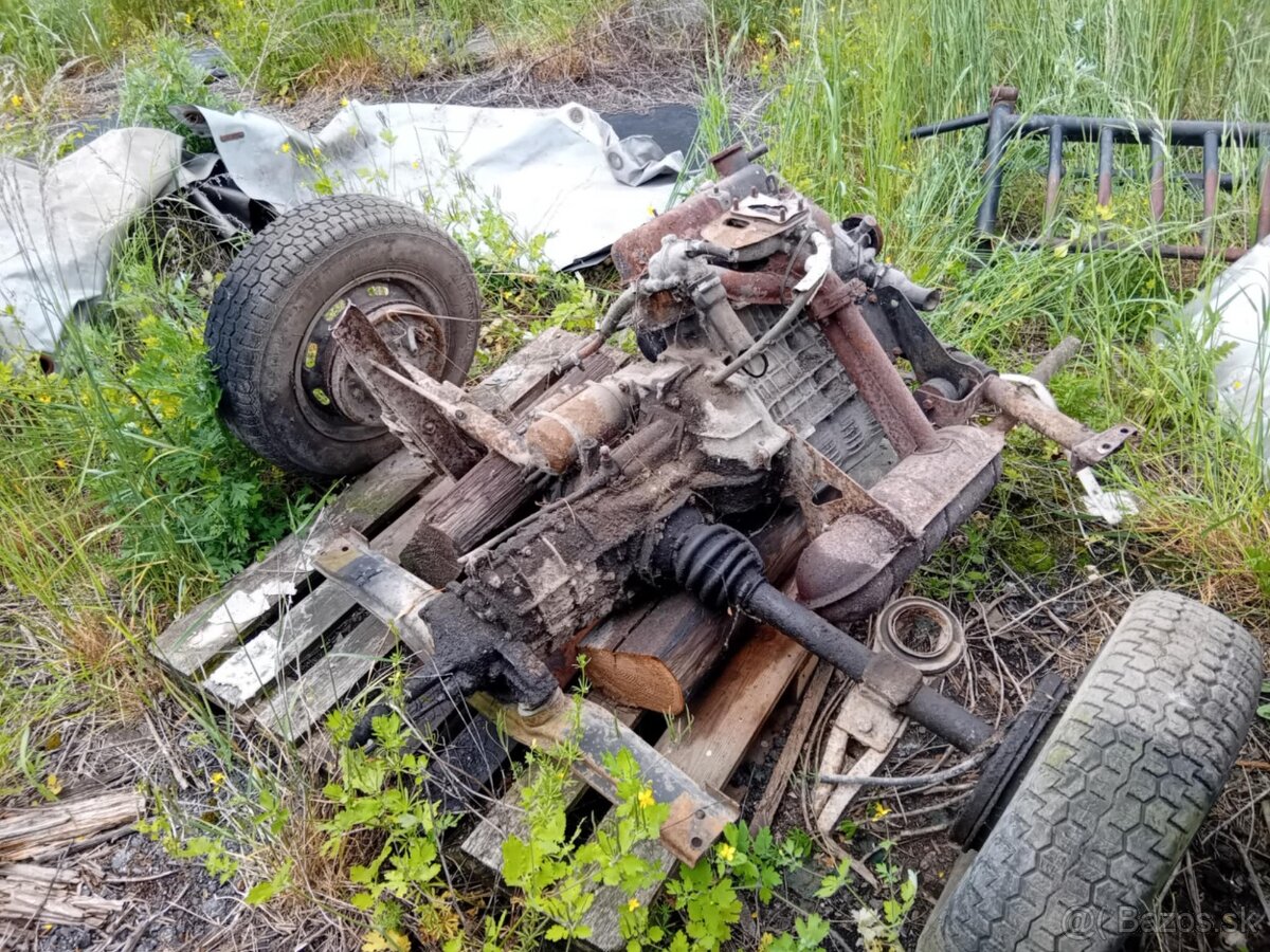 Škoda 120 motor