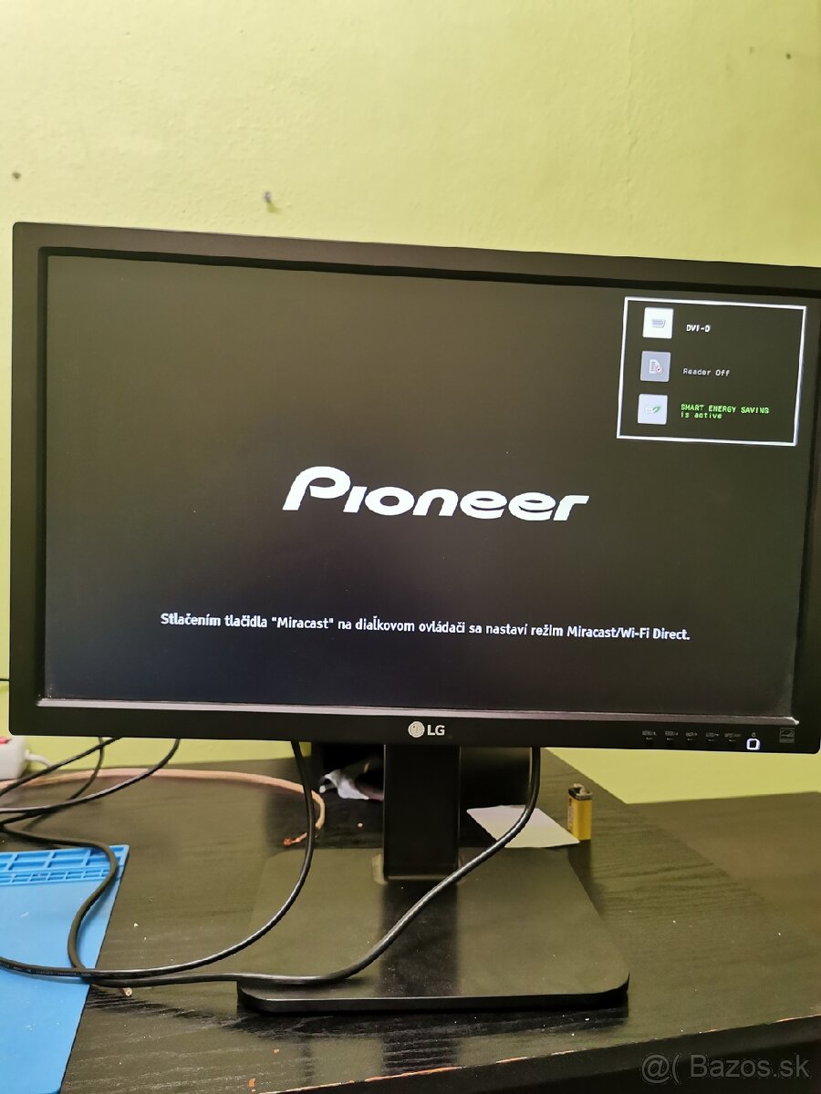 Predám monitor LG 24" 2015