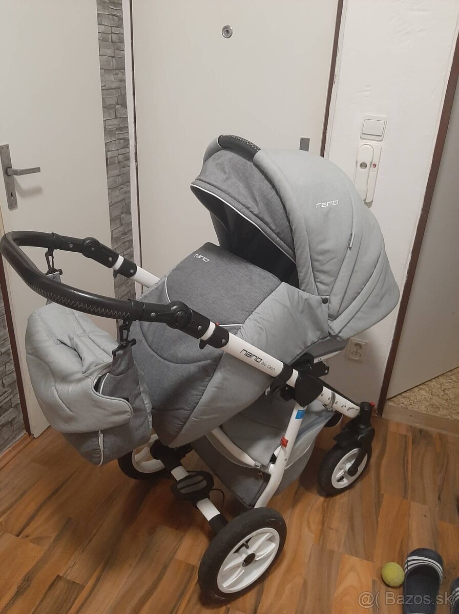 Kombinovaný kočík