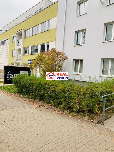 Exkluzívne prenájom kancelársky priestor centrum Poprad, 72
