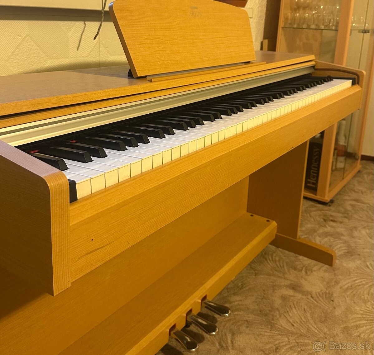 Yamaha piano