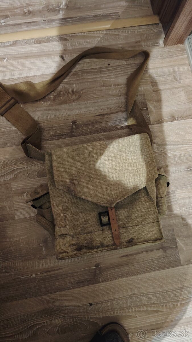 Predám repro sovietskú tašku na plynovú masku