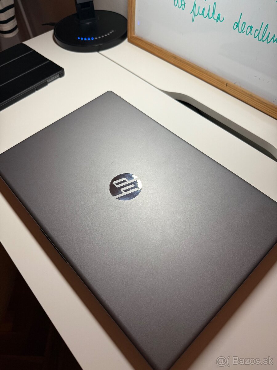 Notebook HP 255 G10 (818A5EA) strieborný