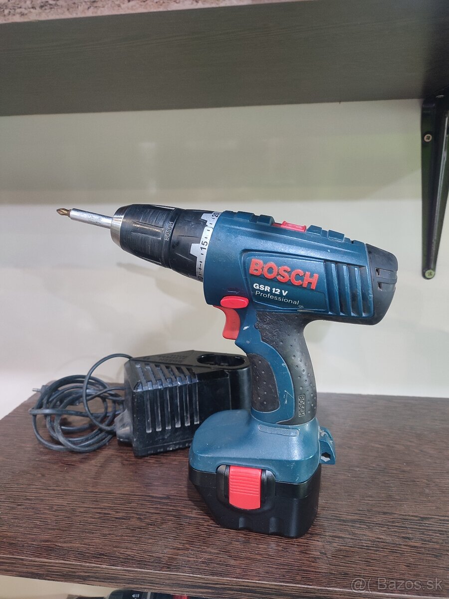 AKU utahovačka/vrtačka Bosch 12V
