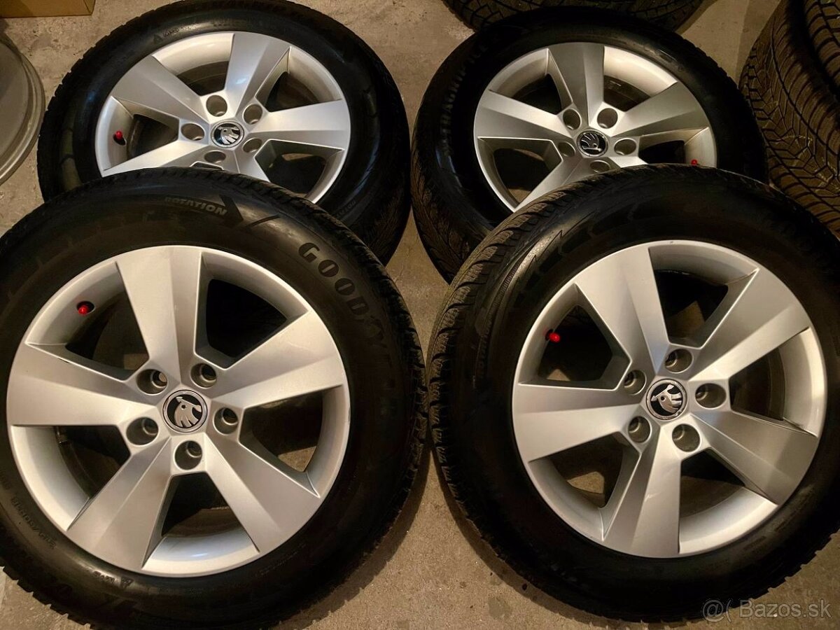 Škoda Nyota R16 6,5J x 16“ ET 41 ORIGINÁL 215/60 R16 5x112