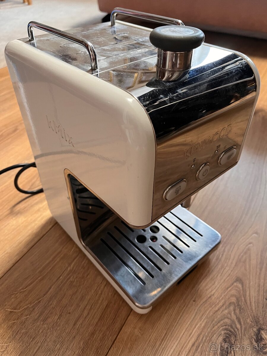 Predam pakovy kavovar Kenwood