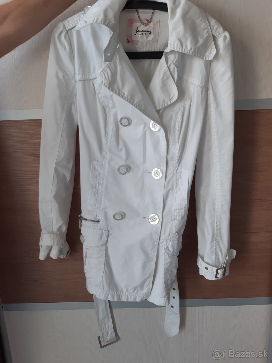 Trenčkot Stradivarius