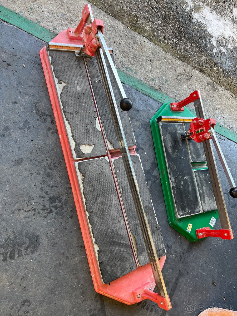 Rezačka na obklad a dlažbu