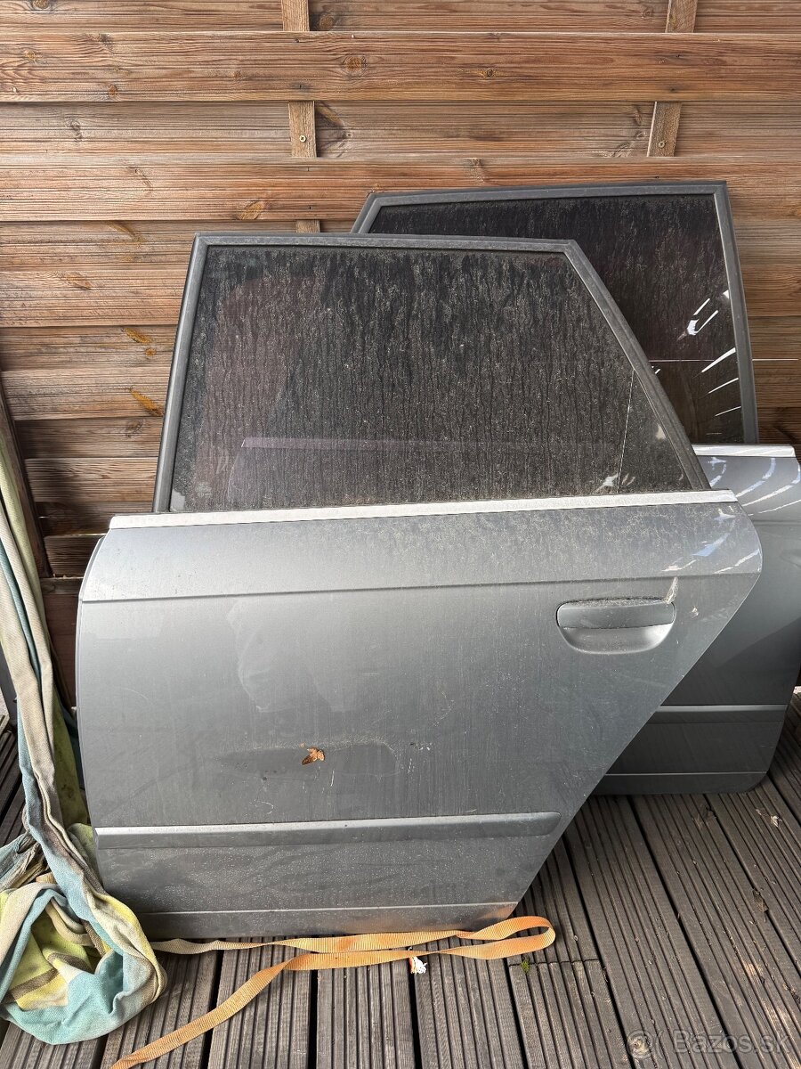 Audi A4 b7 zadné dvere