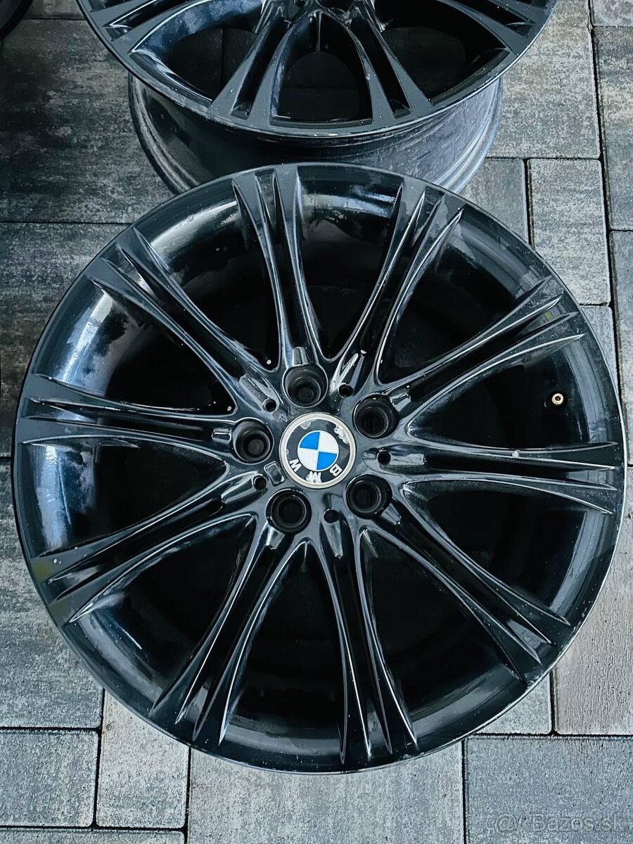 BMW disky styling 135 r18