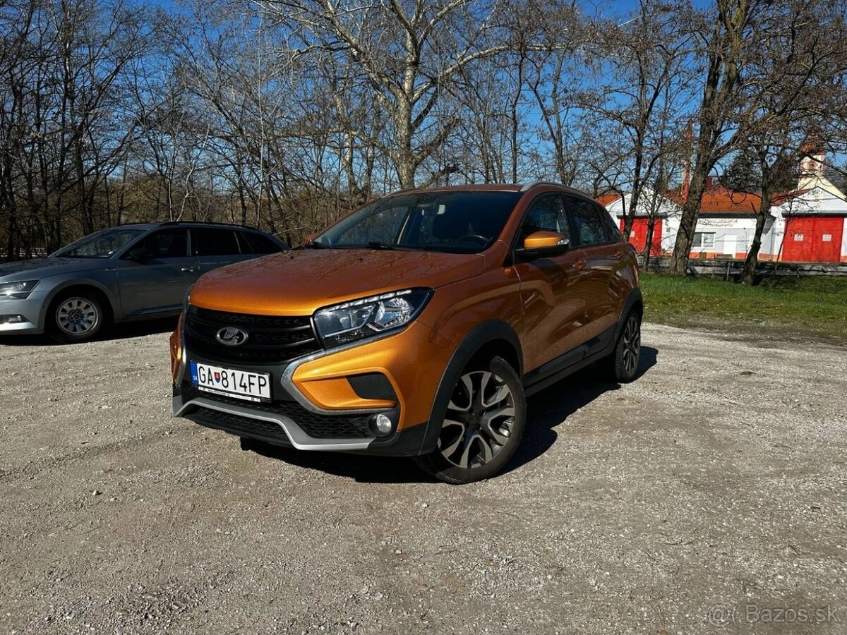 Lada Xray Cross