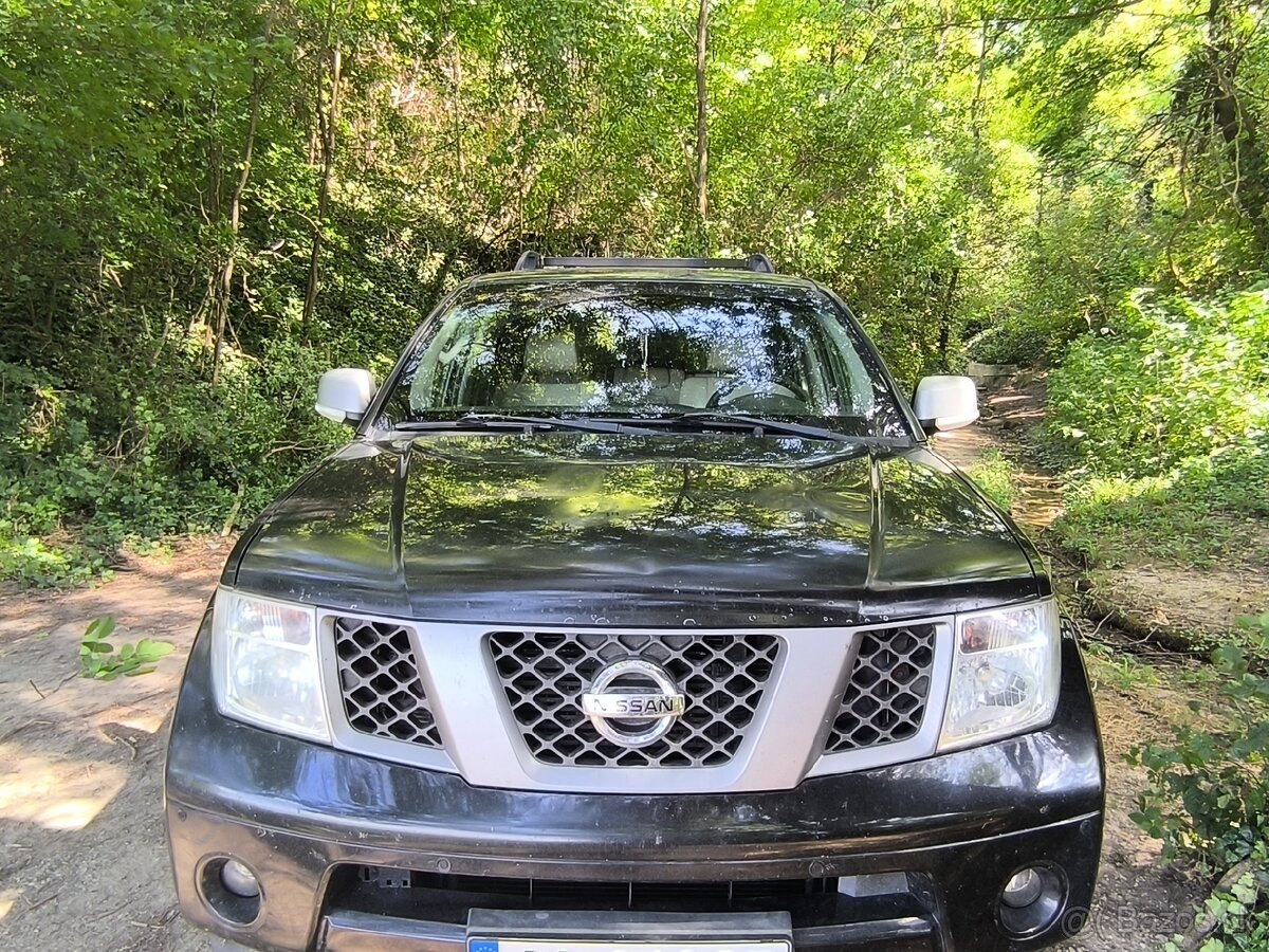 Predám Nissan patfinder r51 POKAZENÝ MOTOR