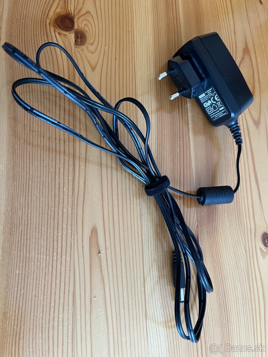 Prodám napájecí adaptér Korg KA 189