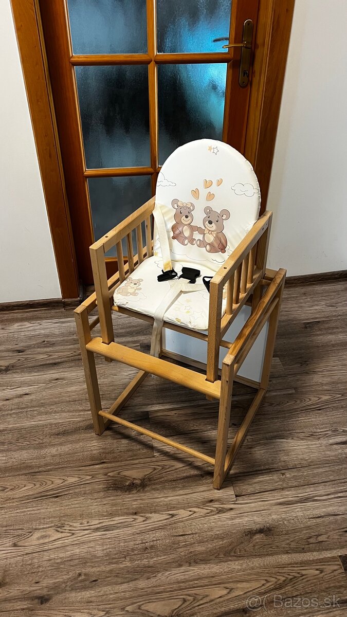 Detská drevená stolička