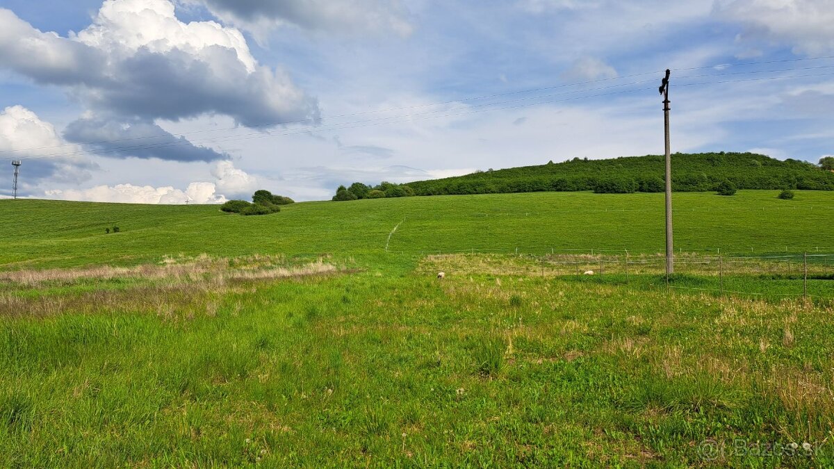NA PREDAJ: Pozemok o výmere 1.039m2, Ludrová