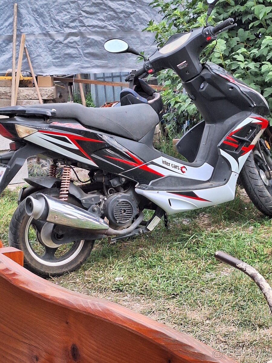 Adamoto 125