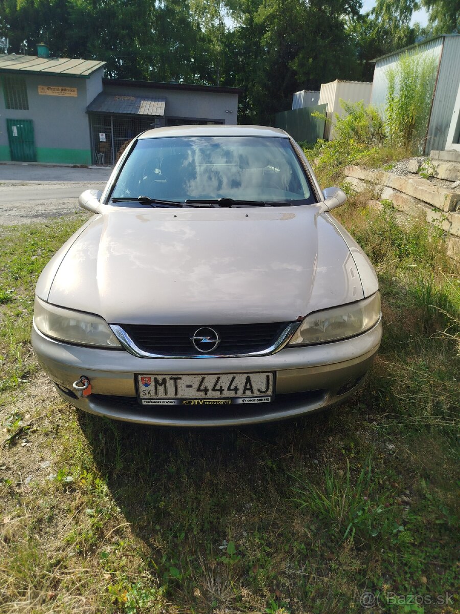 Opel Vectra 1.8i 16V