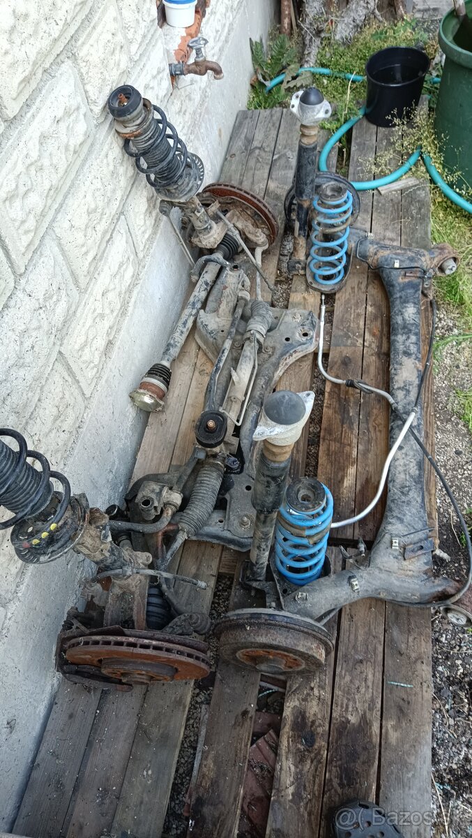 Náprava a napravnica na Fabiu 2 tdi1,9 combi
